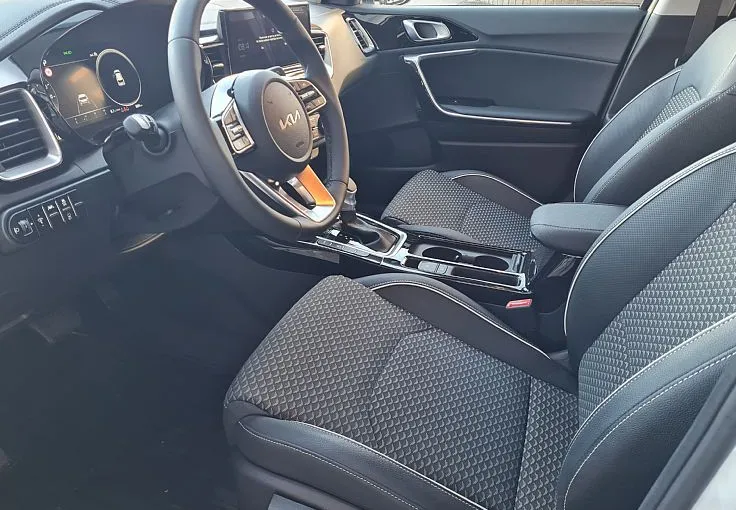 Zunanja slika - KIA XCeed - 1.6 T-GDi EX WAY ISG. 7DCT 110 kW - 8