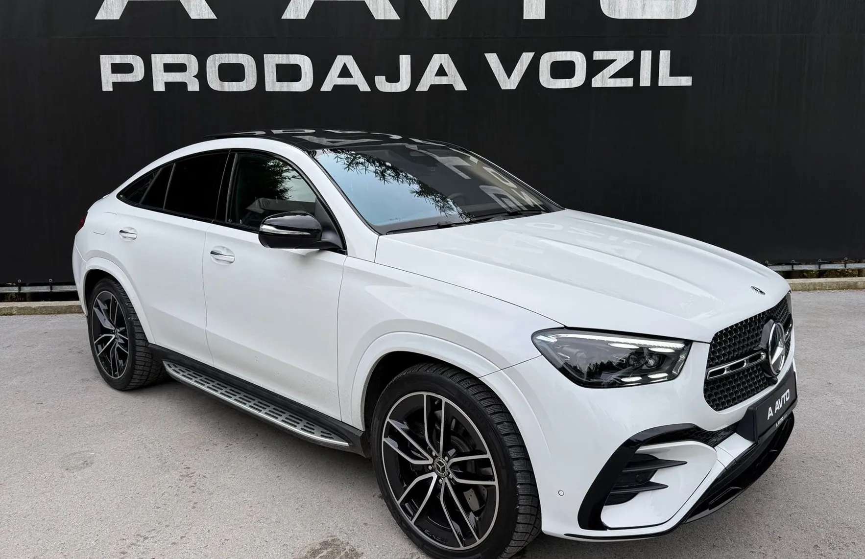 Zunanja slika - Mercedes-Benz GLE-Razred - GLE coupe GLE 450 d 4MATIC Coup  233  AMG-1.LASTNICA... - 2