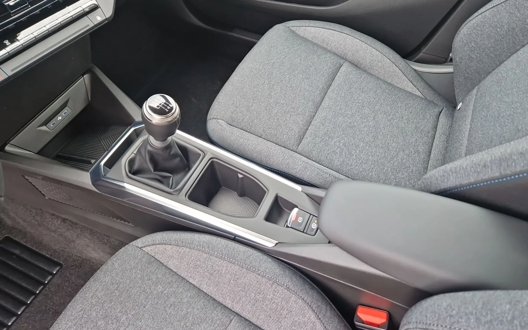 Zunanja slika - Renault Clio - evolution TCE 115 + paket udobje in kamera - 20