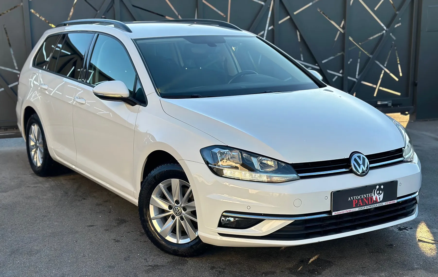 Zunanja slika - VW Golf - Variant 1,6 TDI BMT Comfortline+SLO+1.LASTNIK+ALU+BREZ - 6
