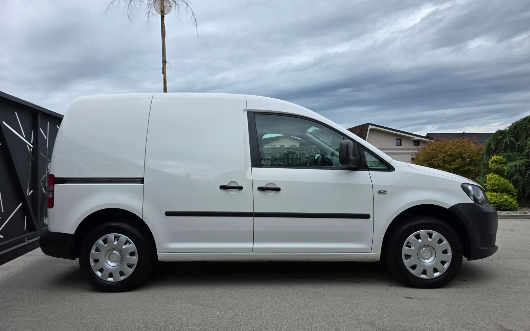 Zunanja slika - Volkswagen Caddy - Crafter  1,6 TDI Trendline - 5