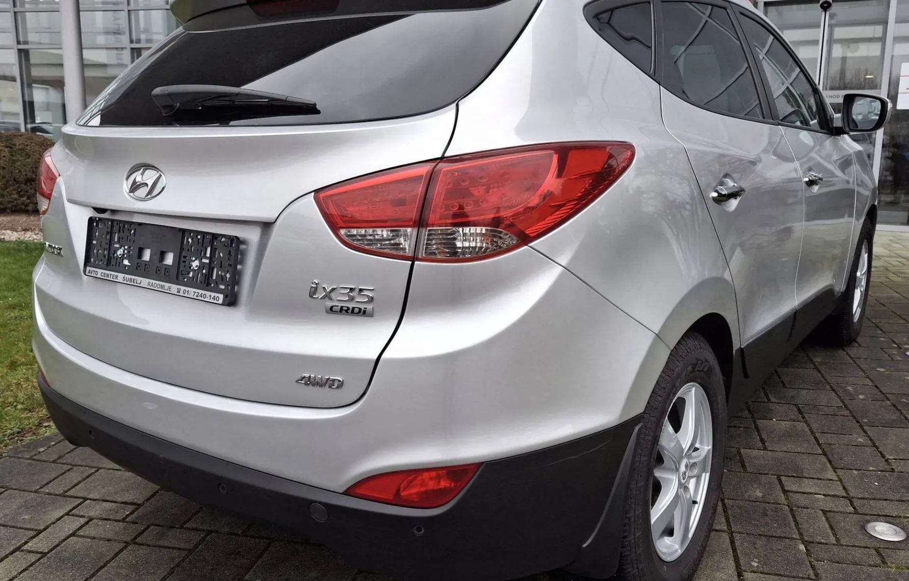 Zunanja slika - Hyundai ix35 - 2.0 CRDI Premium 4WD... - 4
