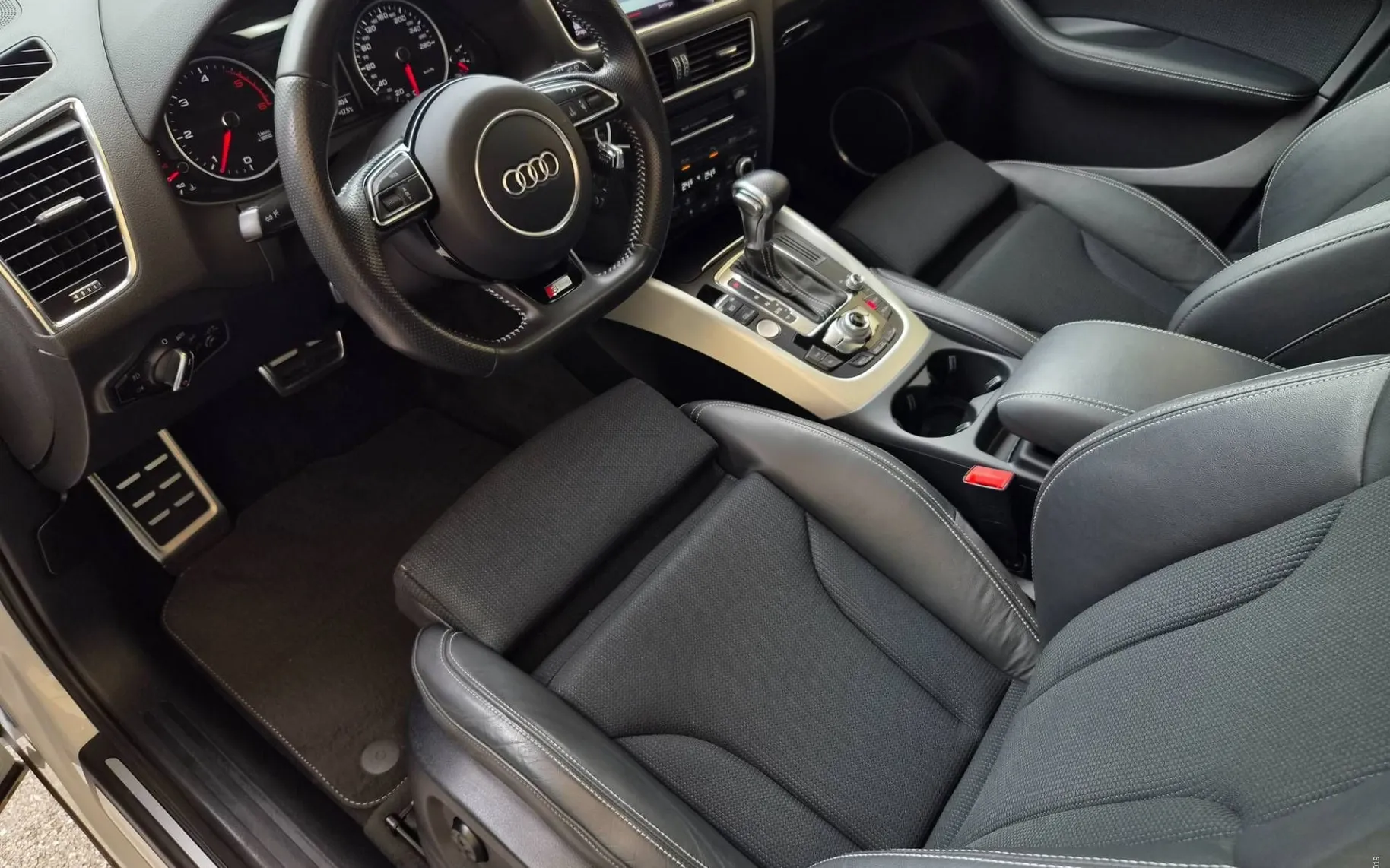 Zunanja slika - Audi Q5 - 2.0TDI-QUATTRO-3XS-LINE-PANORAMA-ACC-KAMERA-20COL- - 4