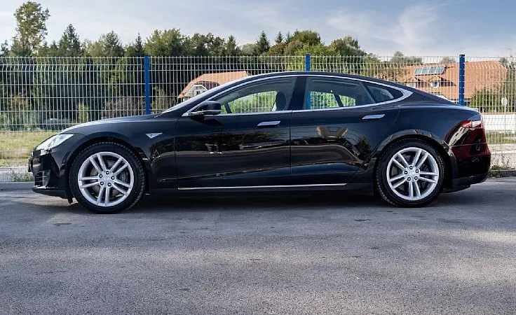Zunanja slika - Tesla Model S - 70D - 8