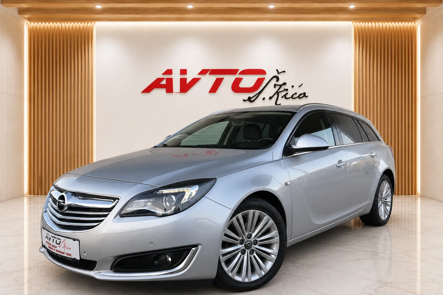 Zunanja slika - Opel Insignia - 2.0 CDTI-XENON-SPORT-NAVI-PD0-GRETJE SED-ODLIČEN - 1