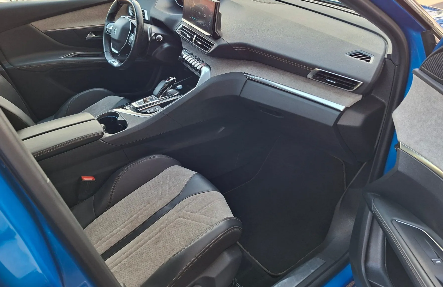 Zunanja slika - Peugeot 3008 - PHEV4 300 GT Avt. 4x4 - 7