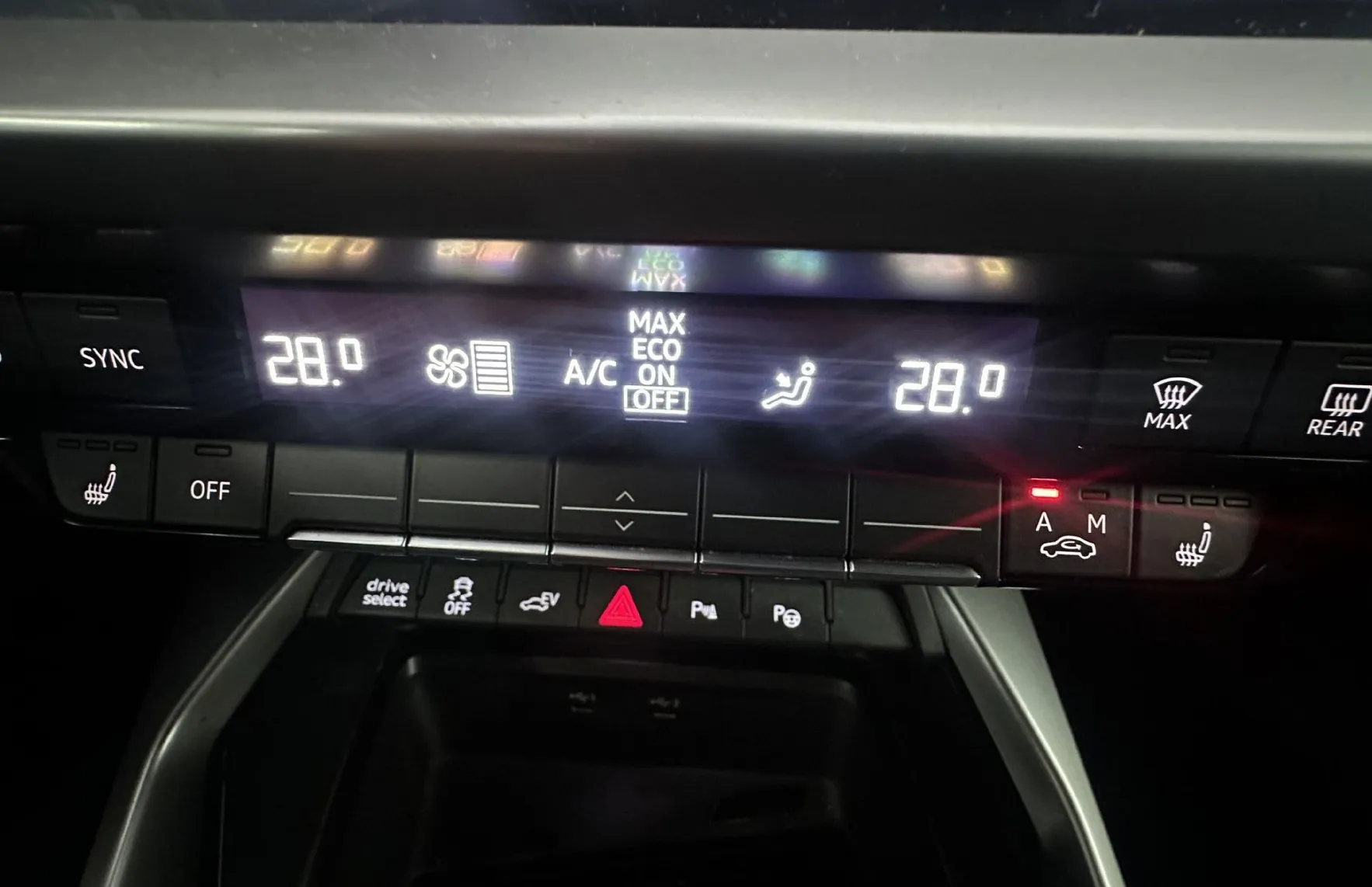Zunanja slika - Audi A3 - 40 TFSI e Advanced 150kW.NEMŠKI.NAVI.KAMERA.LED - 12