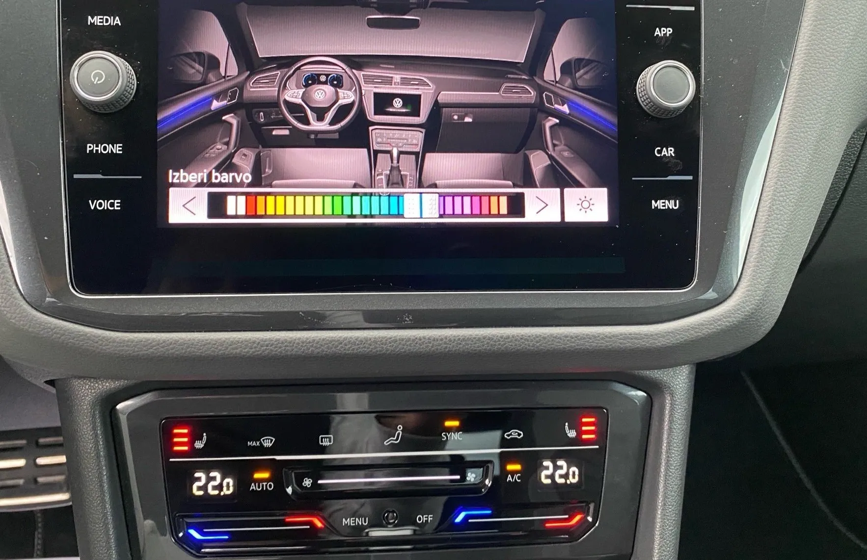 Zunanja slika - VW Tiguan - 2.0 TDI SCR 4M. BMT DSG R-Line - 12