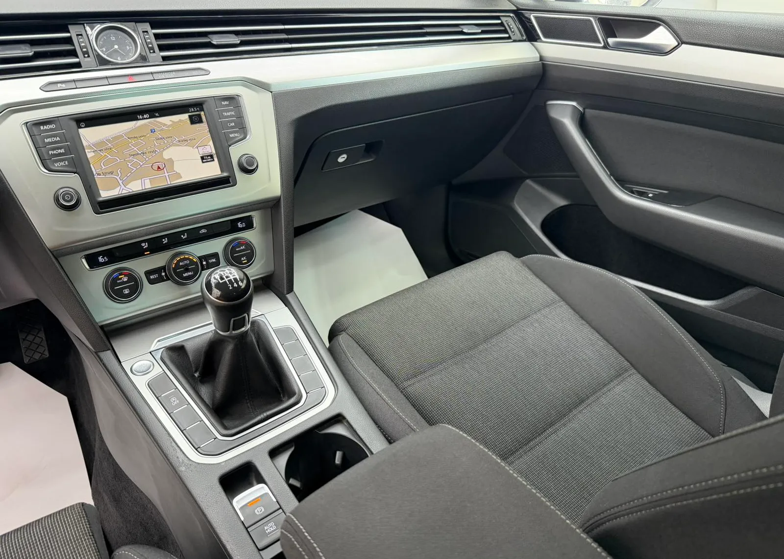 Zunanja slika - Volkswagen Passat - Variant 2,0 TDI BMT Highline - 5