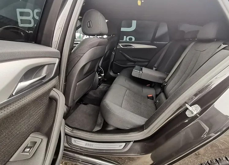 Zunanja slika - BMW Serija 5 - Touring: 520d AUT. -HEAD UP-VL-KLJUKA-MODEL 2021-KAMERA - 9