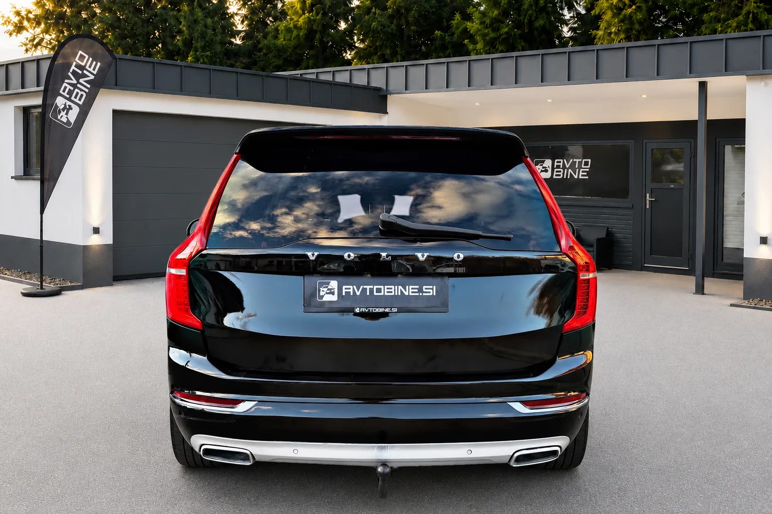Notranja slika - Volvo XC90 - D5 AWD A INSCRIPTION-PANO-MATRIX-HLAJENJE-ATRAKT.. - 7