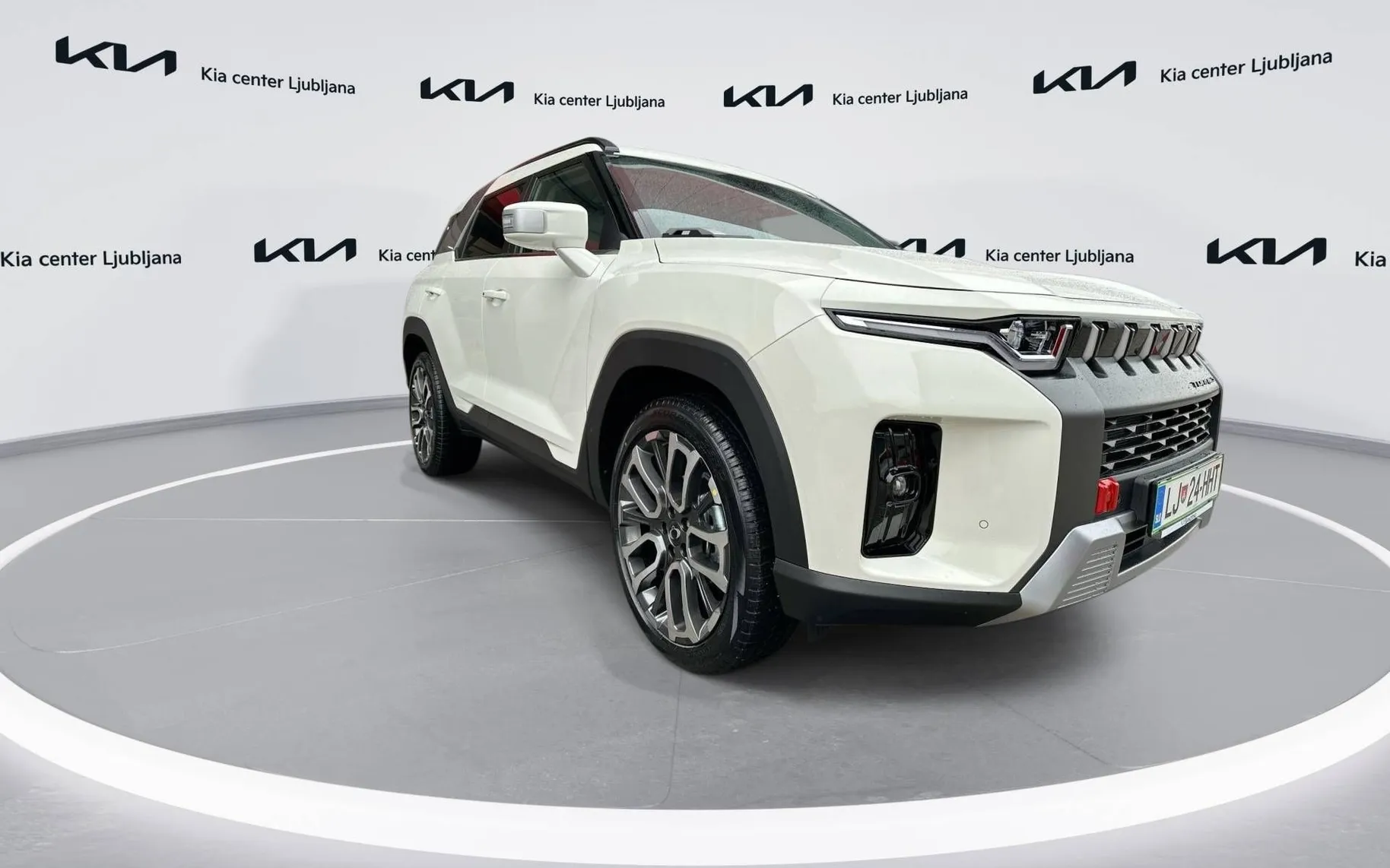 Zunanja slika - SsangYong Torres - 1.5 T-GDI PREMIUM 4WD AT... - 3