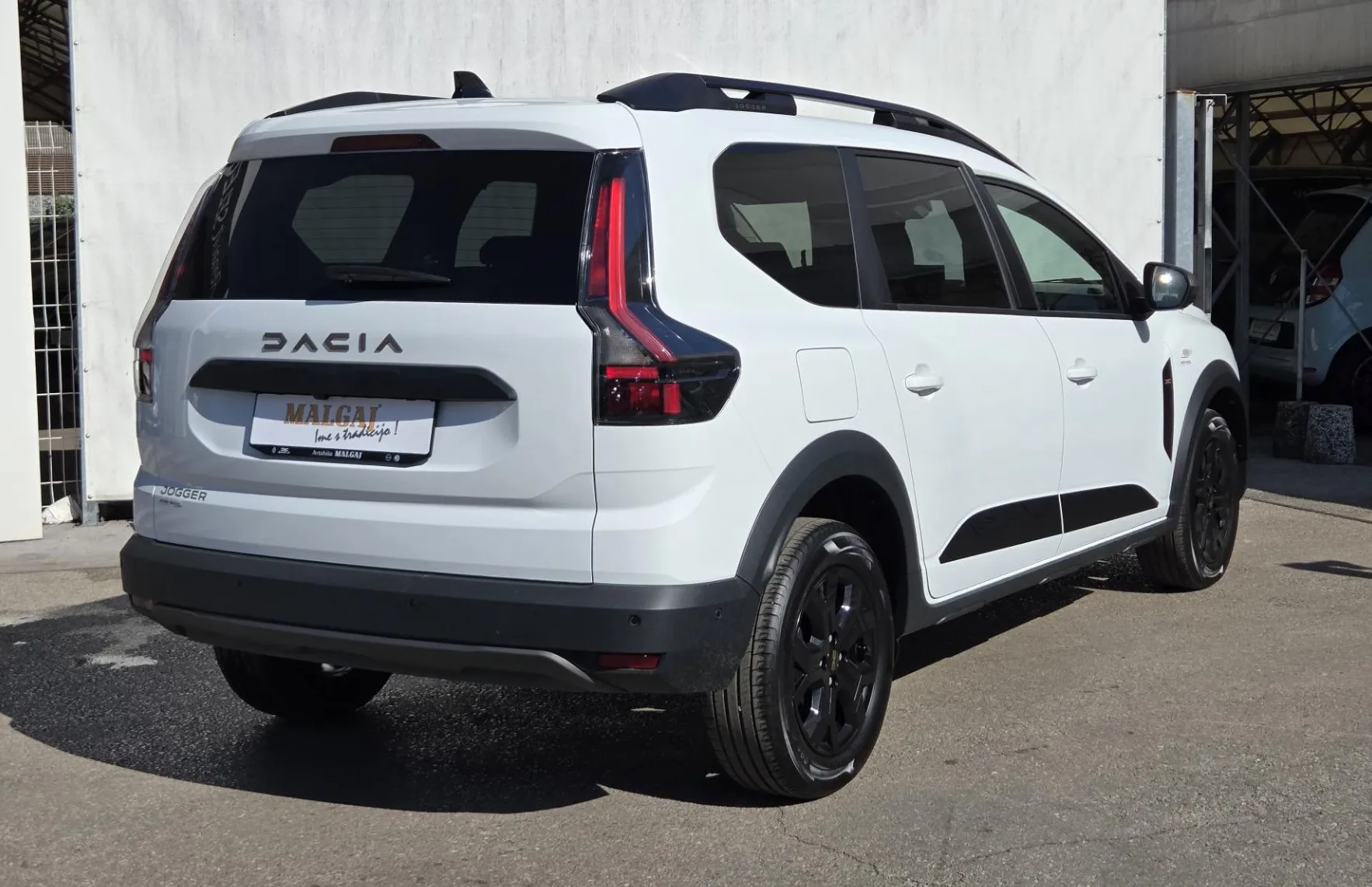 Zunanja slika - Dacia Jogger - Extreme TCe110+Paket Vožnja - 5