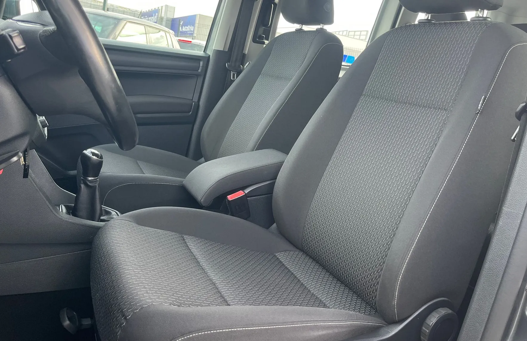 Zunanja slika - VW Caddy - 2.0 TDI 2X DRSNA-PDC-TEMPO.-SLO-OPRAVLJEN SERVIS - 11