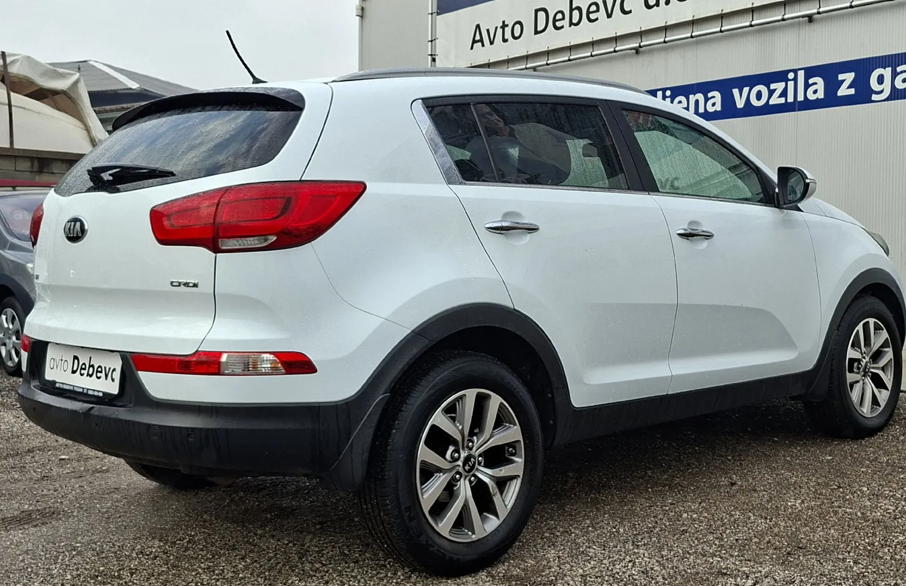 Zunanja slika - KIA Sportage - 1.7 CRDi EX Urban - 4