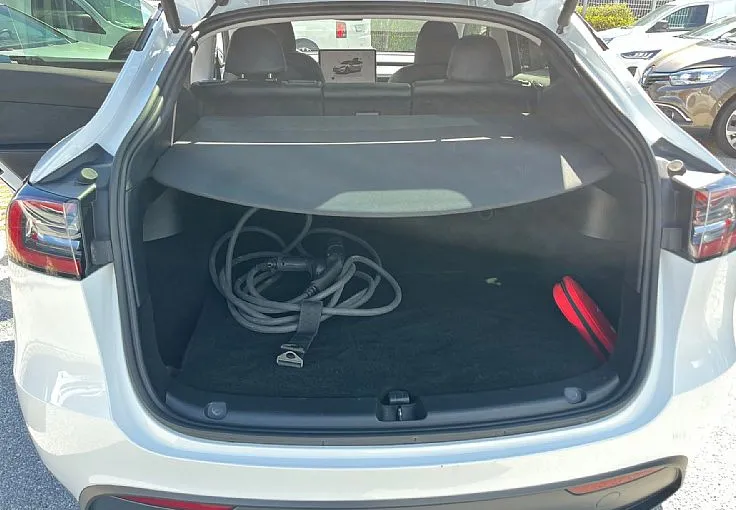 Zunanja slika - Tesla Model Y - Rear-Wheel Drive - 10