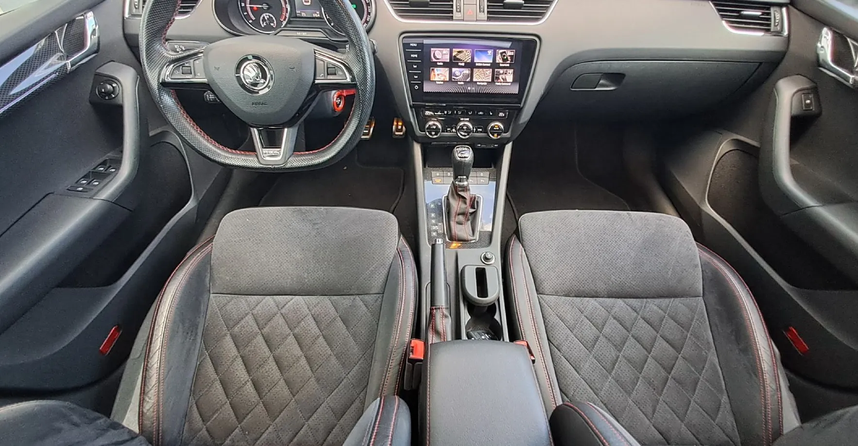 Zunanja slika - Škoda Octavia - RS 2.0 TDI 4x4 DSG 135 kW - 10