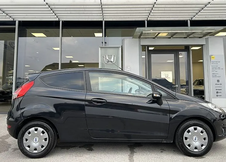 Zunanja slika - Ford Fiesta - 1.5 TDCi | TITANIUM | - 4