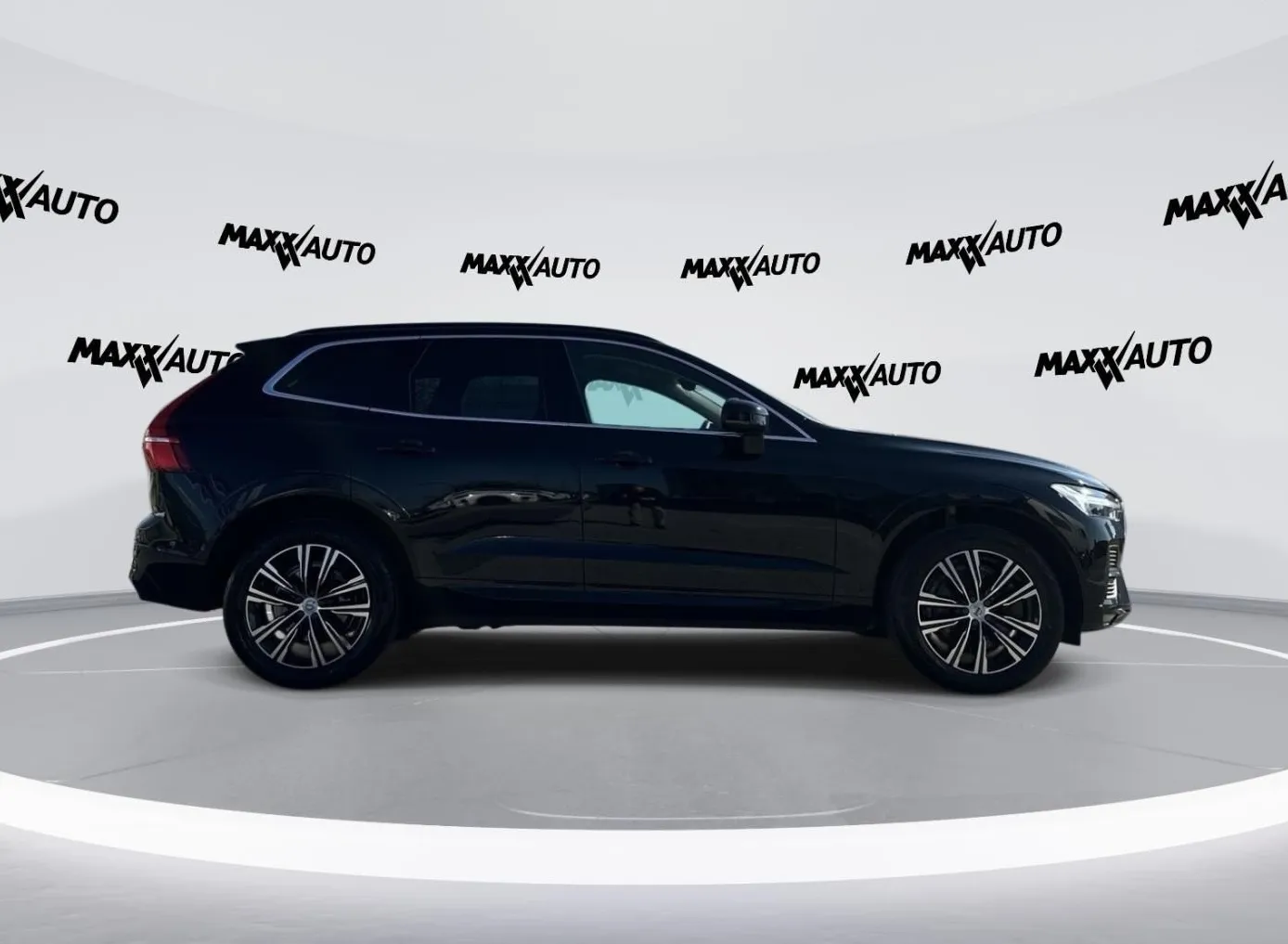Zunanja slika - Volvo XC60 - B4D Core Avt. LED-KAMERA-KEYLESS - 5