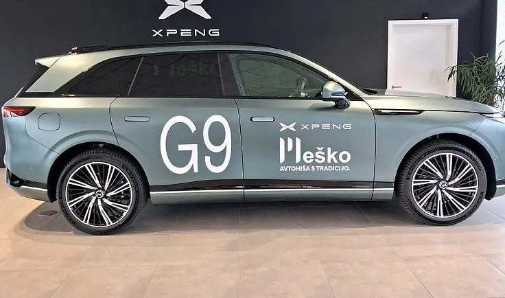 Zunanja slika - Xpeng G9 - PERFORMANCE AWD KAITOKE MAT GREEN - 4