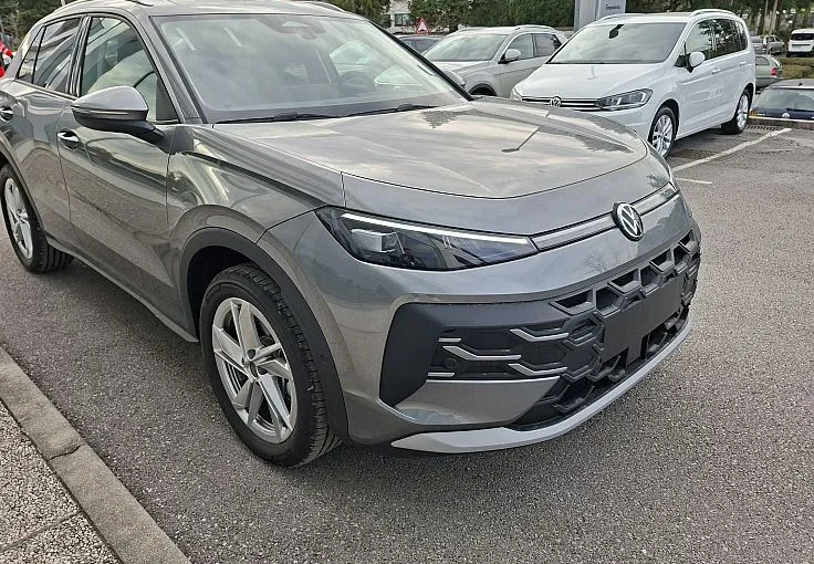 Zunanja slika - Volkswagen T-Roc - 1.5 eTSI Style DSG 110  150 - 6