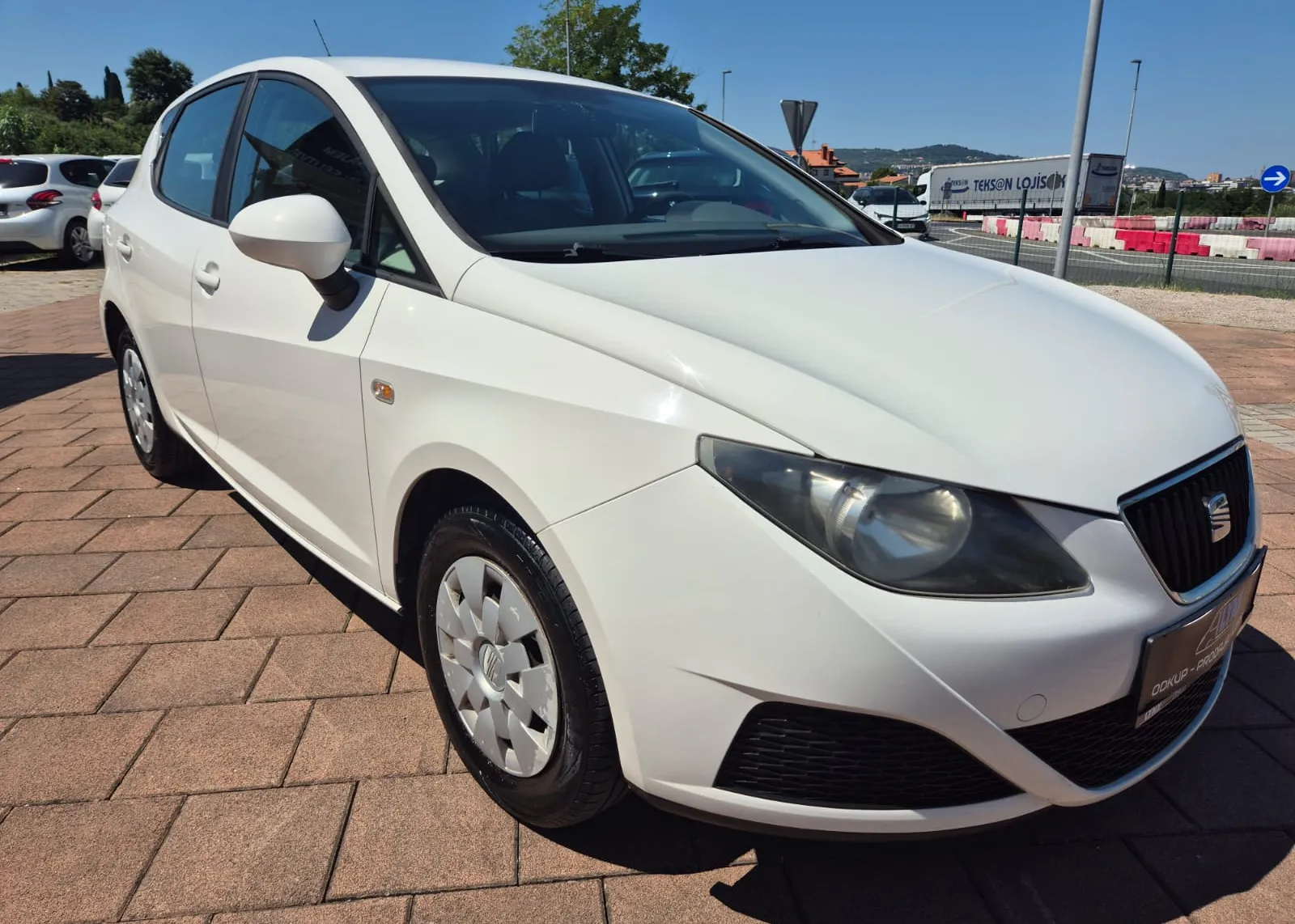 Zunanja slika - Seat Ibiza - 1.2 STYLE-LEASING BREZ POLOGA-HITRI KREDIT - 8