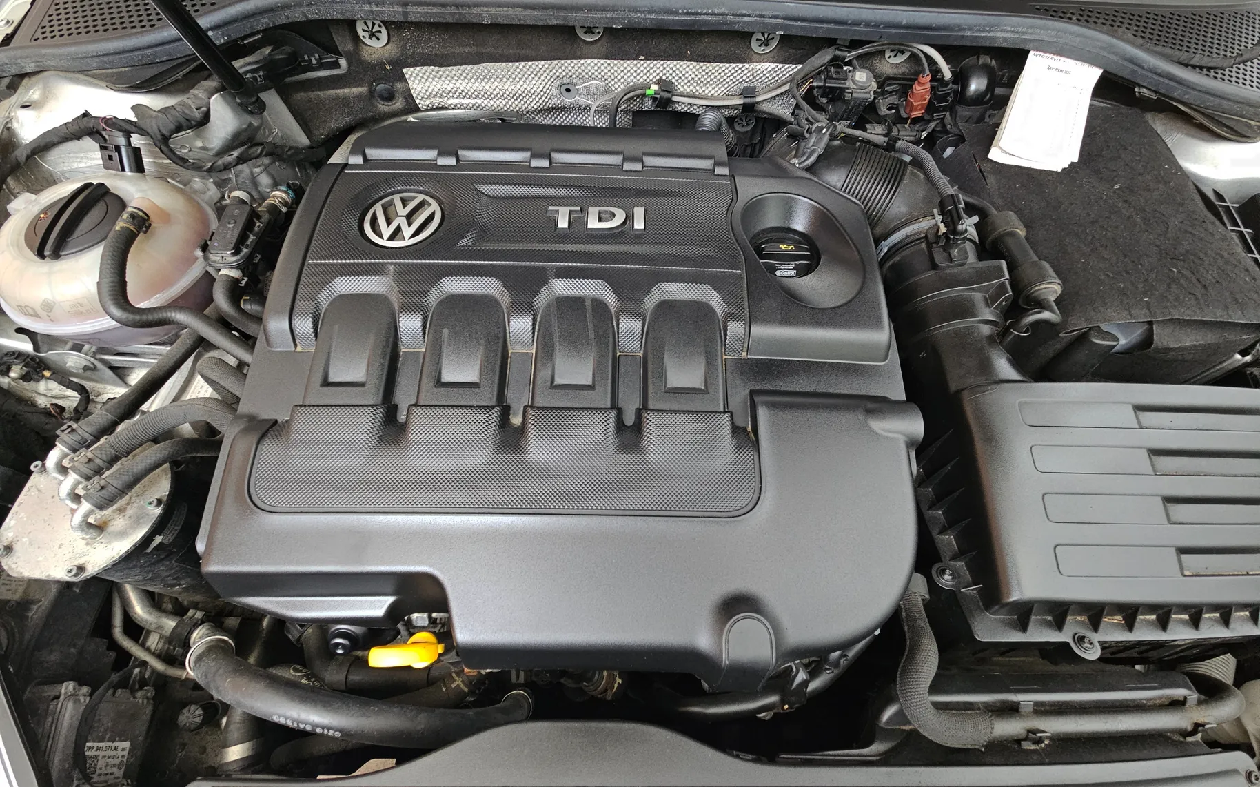 Notranja slika - Volkswagen Passat - Variant 2,0 TDI BMT Highline - 14