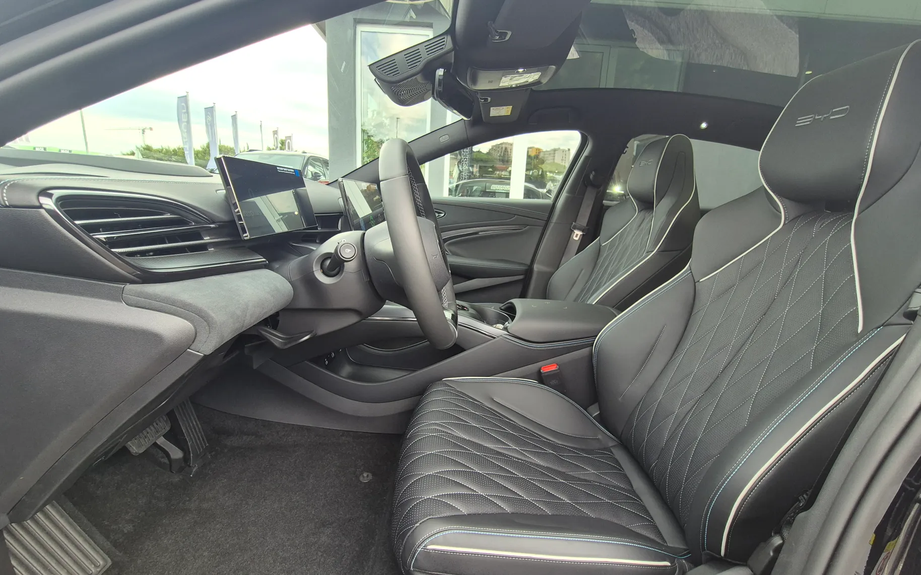 Zunanja slika - BYD SEAL - EXCELLENCE AWD 82.5 kWh 390kW - doseg 520km 3.8s - 5
