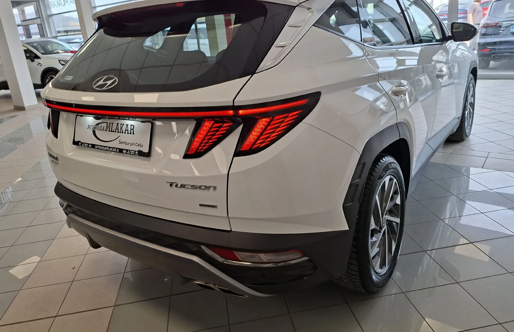 Zunanja slika - Hyundai Tucson - 1.6 CRDI 136 MHEV STYLE 4WD DCT-SLO-FULL LED-18 - 4