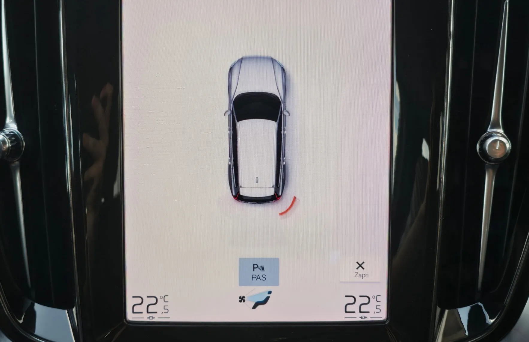 Zunanja slika - Volvo V60 - B4D Core AT FULLED•AMBIENT•ACC•VIRTUAL•KEYLESS•18 - 17