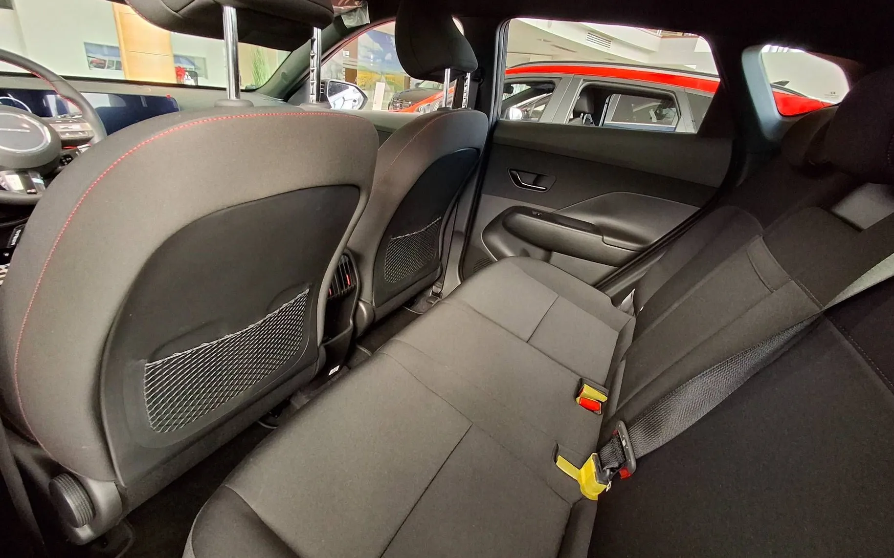 Zunanja slika - Hyundai Kona - EV 65KWH PREMIUM   N-LINE WINTER I. topl. črpalk.. - 7