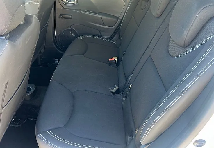 Zunanja slika - Renault Clio - Grandtour dCi 90 Intens - 9