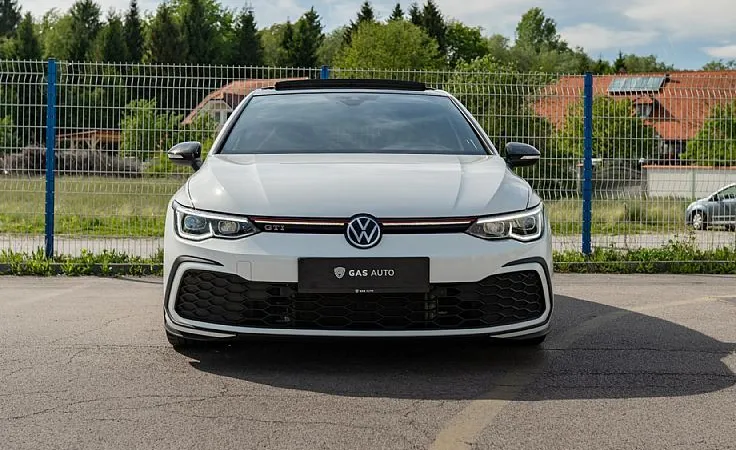 Zunanja slika - VW Golf - 2.0 GTI DSG Pano HK HR Maxton Stage1 - 2