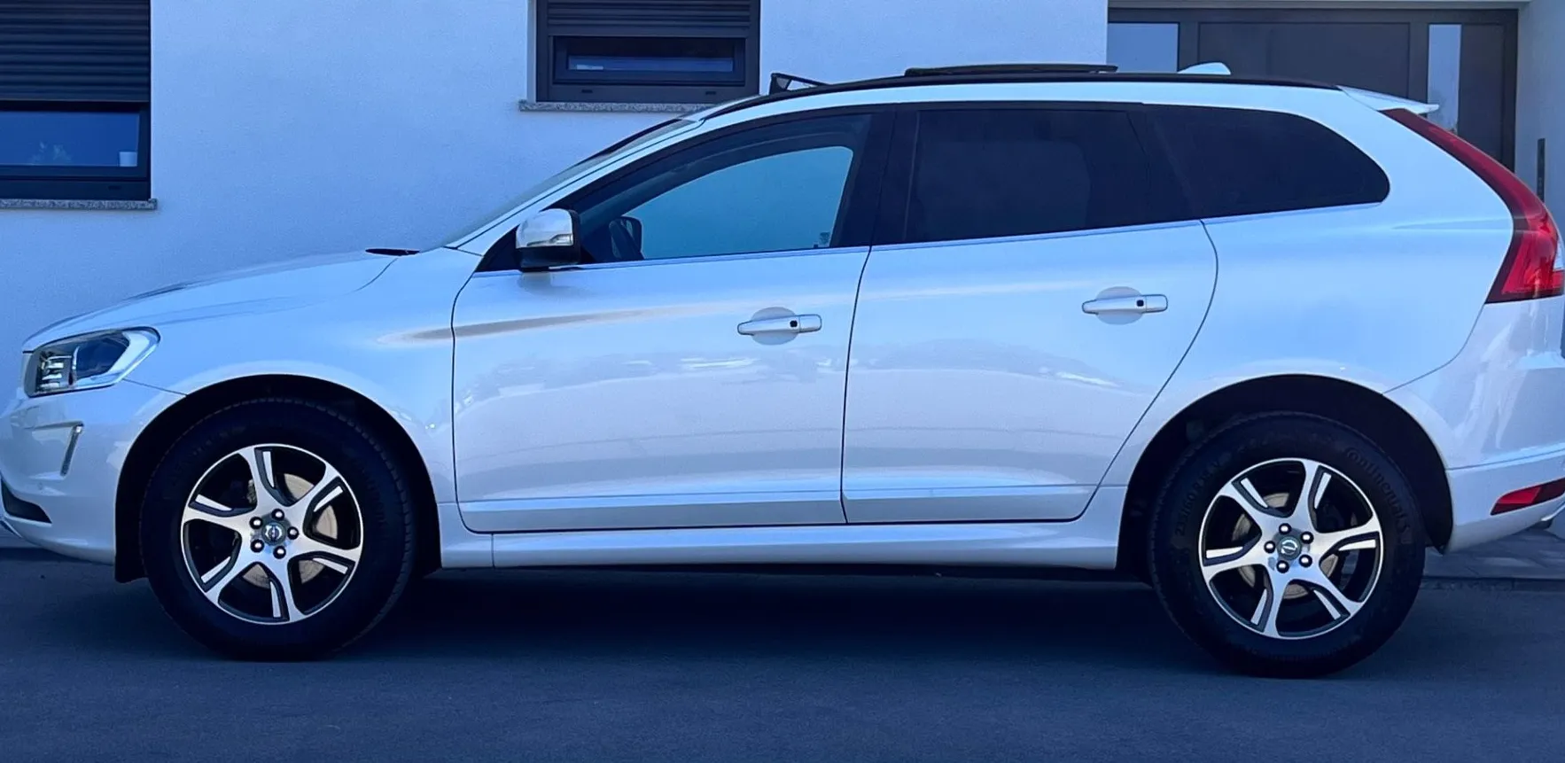 Zunanja slika - Volvo XC60 - T5 Summum Geartronic+1.LAST+NAVI+XENON - 5