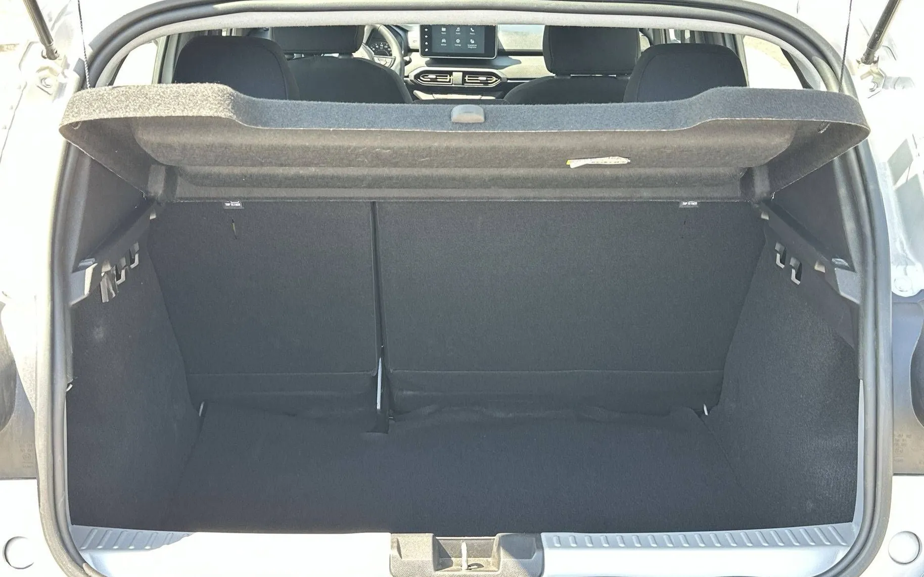 Notranja slika - Dacia Sandero - Stepway 1.0 TCe 90 Essential - 12