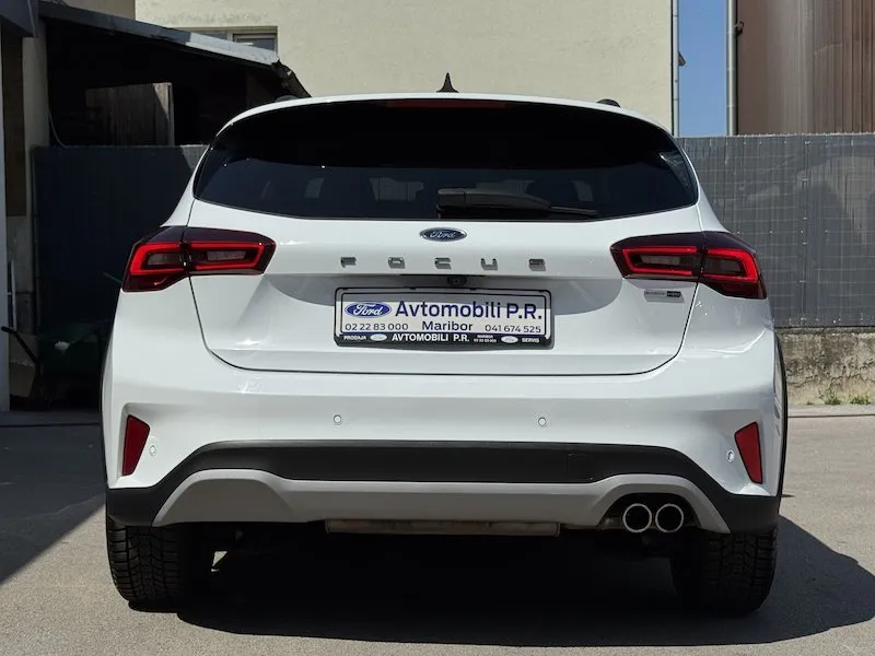 Zunanja slika - Ford Focus - 1.0 EcoBoost 125KM mHEV AVT ACTIVE FULL LED ZIMSKI - 16