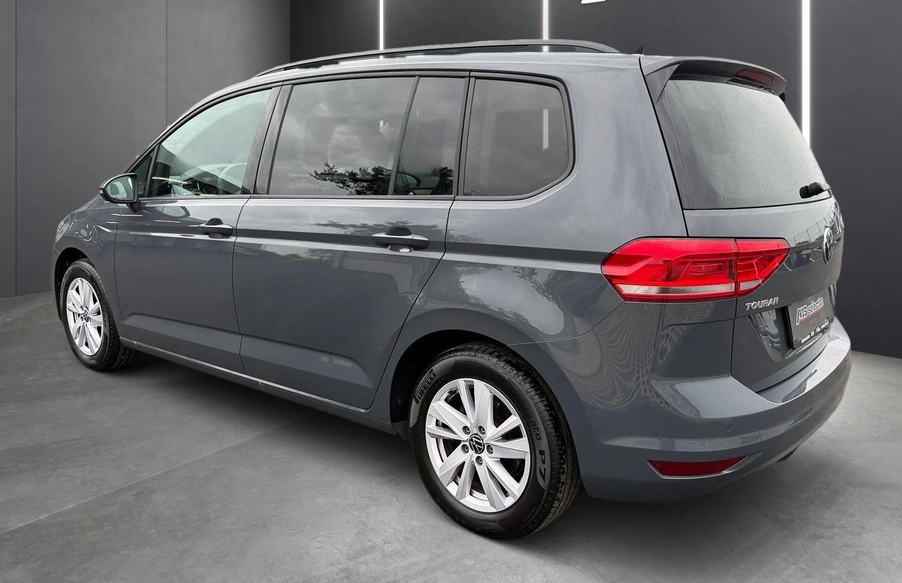Zunanja slika - VW Touran - 1.5 TSI BMT Family DSG-DCC-ACC-PDC-Kamera-Masaža - 4