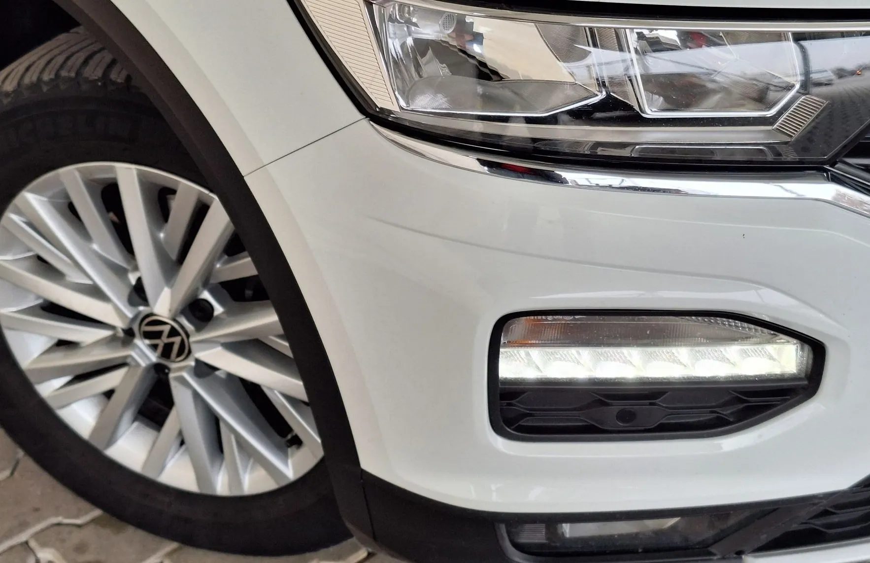 Zunanja slika - Volkswagen T-Roc - 2.0 TDI SCR  •PDC•KAMERA•ACC• - 7