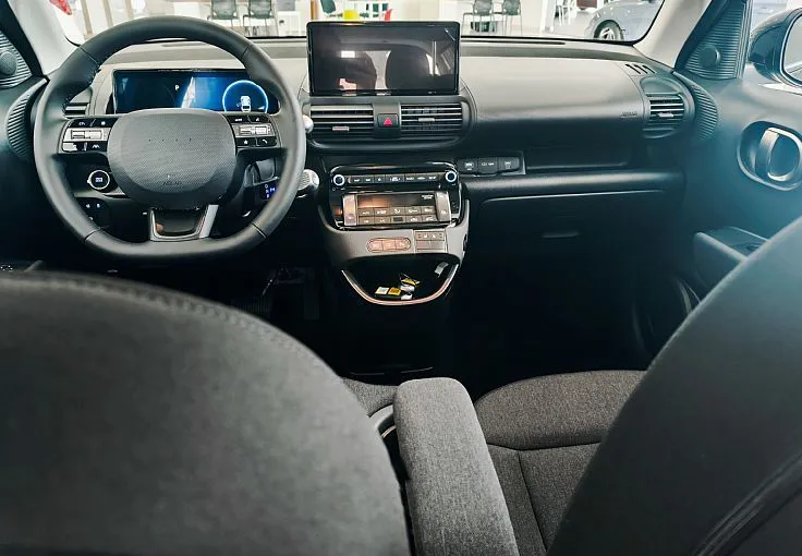 Zunanja slika - Hyundai Inster - 42 KWH STYLE-AKT.TEMP-APPLE-DAB-KAMERA-VIDEO - 7