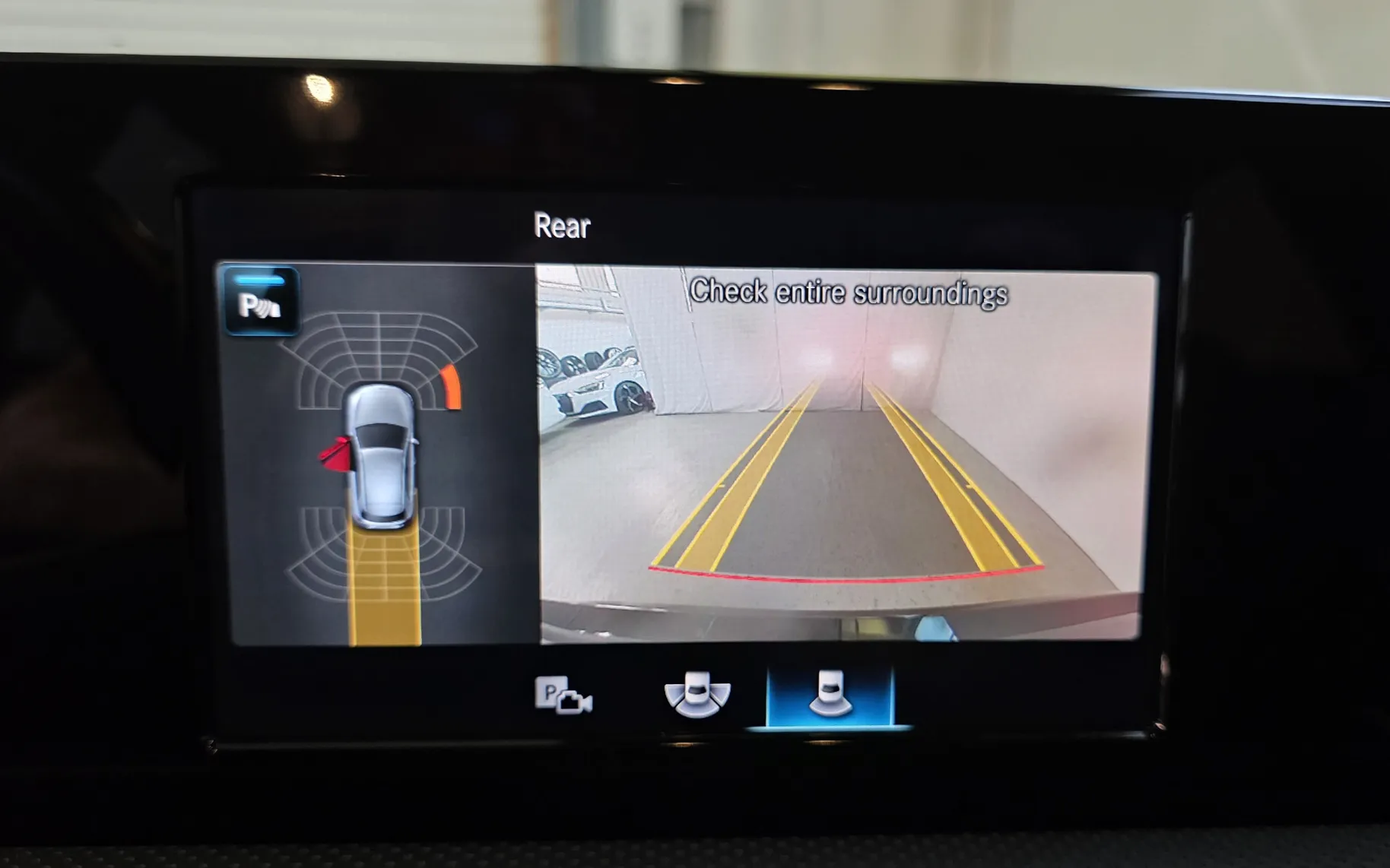 Zunanja slika - Mercedes-Benz A-Razred - A 250 e Avt. 1.LAST PHEV KAM NAVI TEMP LANE - 12