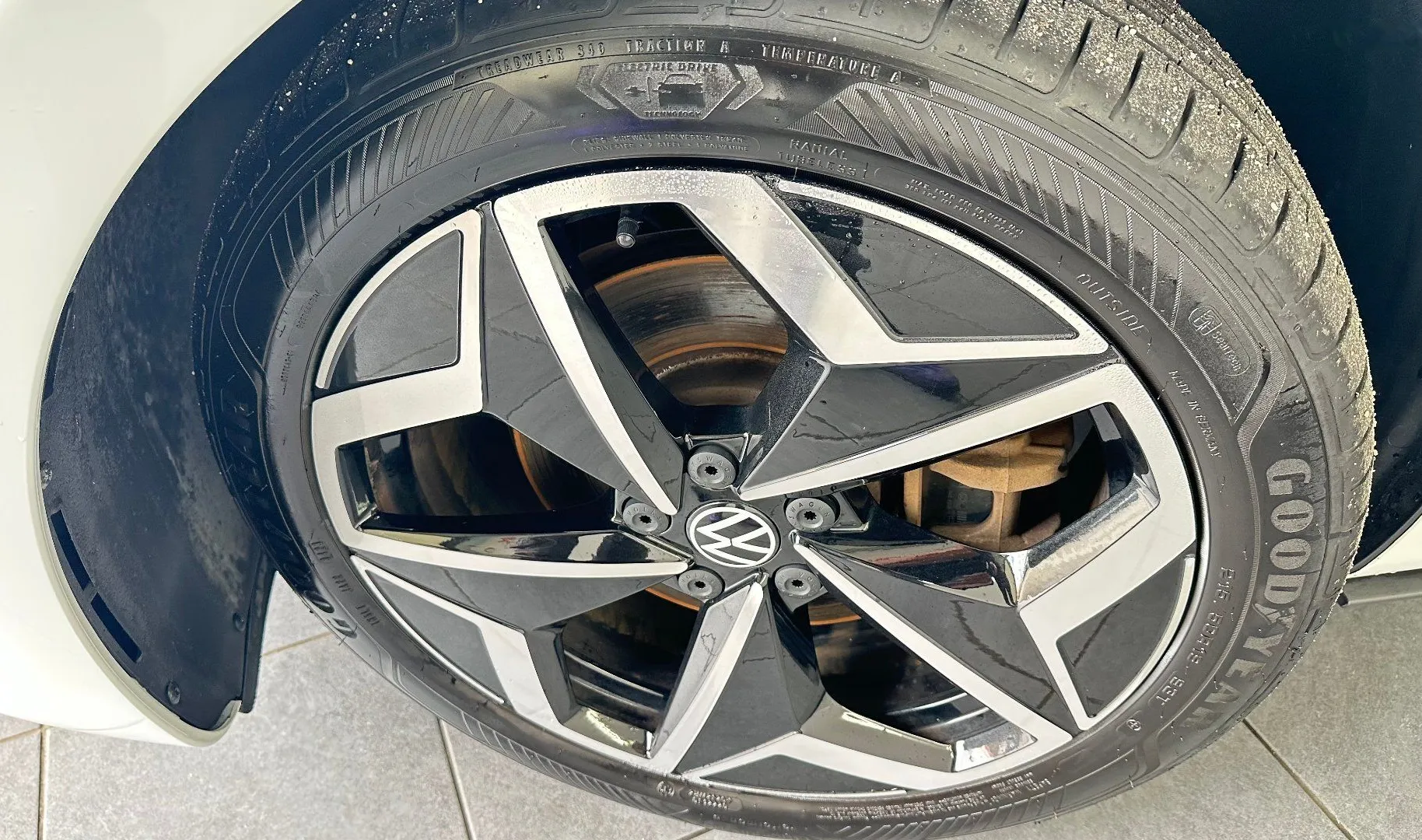 Zunanja slika - Volkswagen ID.3 - 150 kW Pro S.NEMŠKI+4ALU.ACC.KAMERA.USNJ.LED.150KW - 13
