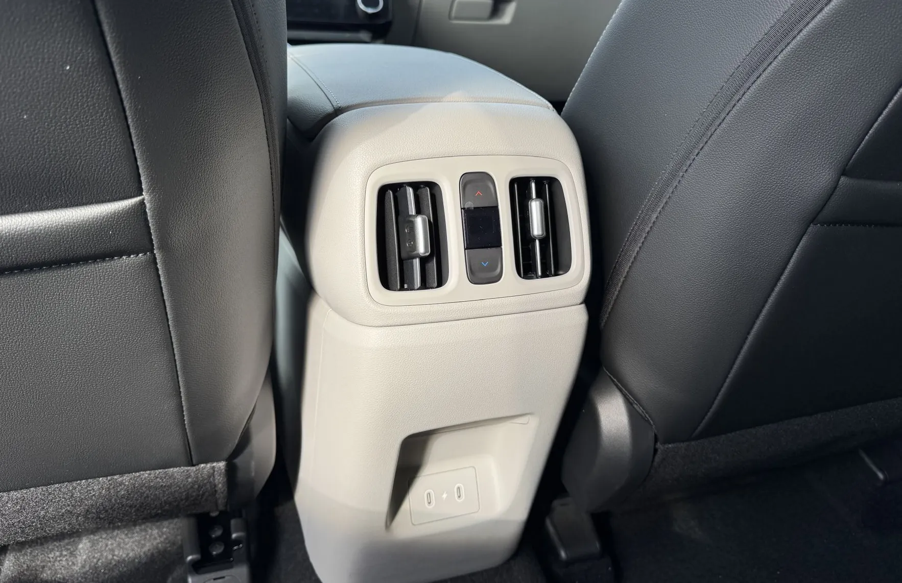 Zunanja slika - Hyundai Tucson - 1.6 T-GDI MHEV PREMIUM 2WD.WINTER - 6
