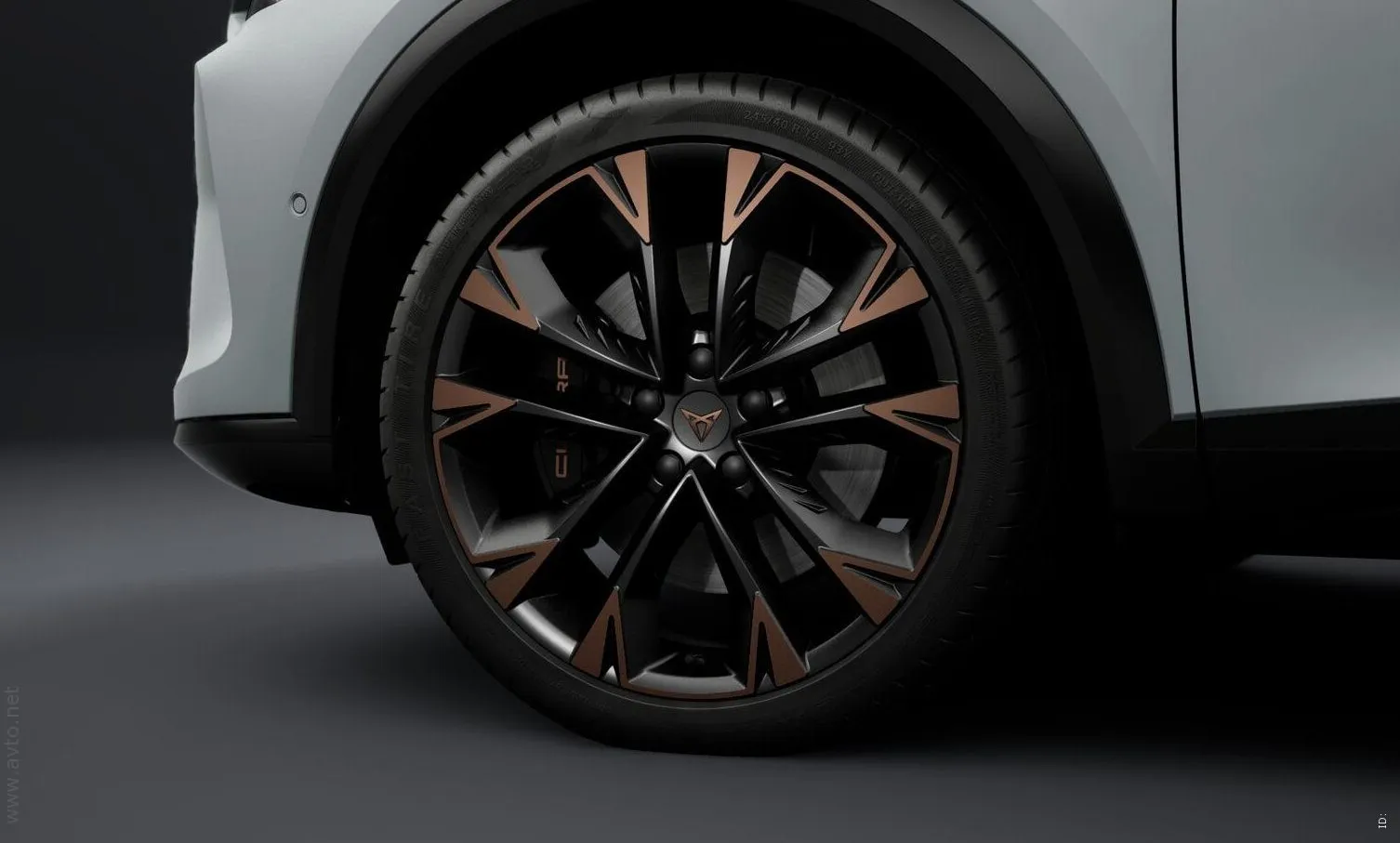 Zunanja slika - Cupra Formentor - 1.5 eHybrid VZ Exclusive DSG... - 4