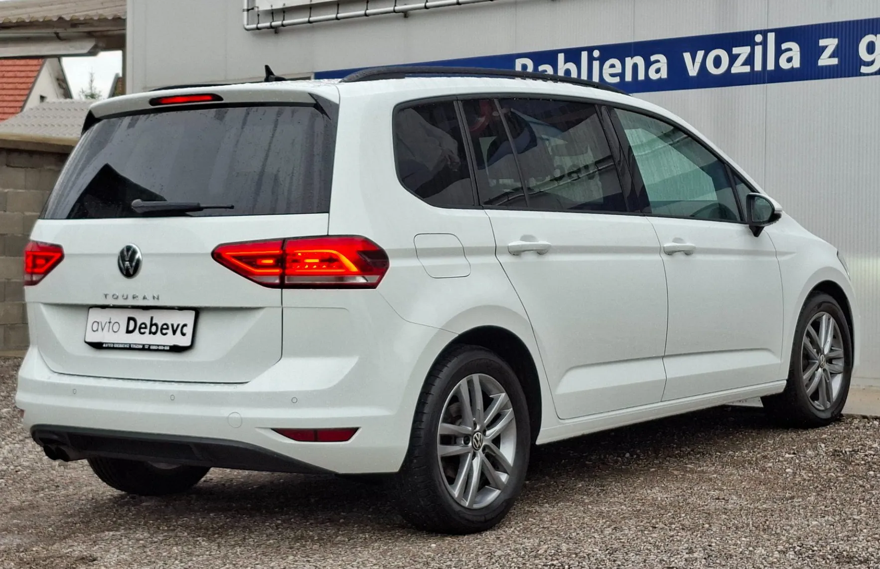 Zunanja slika - Volkswagen Touran - 2.0 TDI Highline DSG - Slo poreklo - 1. Lastnik - 4