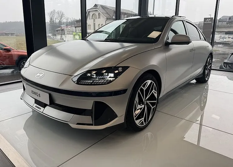 Zunanja slika - Hyundai Ioniq 6 - IMPRESSION   77.4 kWh   alu 20   LEATHER - 2