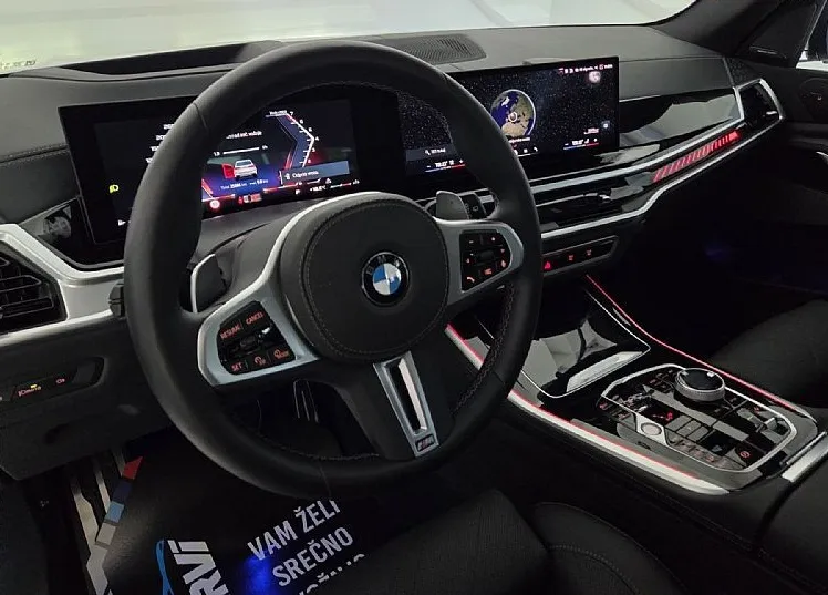 Zunanja slika - BMW X5 - serija : M60i xDrive.M.SPORT-ZRAČNO-KLJUKA-PANO-HUD-WEB-KEY - 17