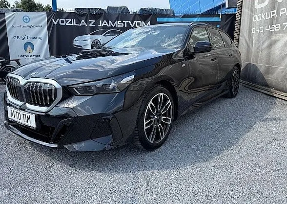 Zunanja slika - BMW serija 5 Touring: - 520d M-SPORT HEAD-UP ACC LED HARMAN 360 Vl. Klj - 2