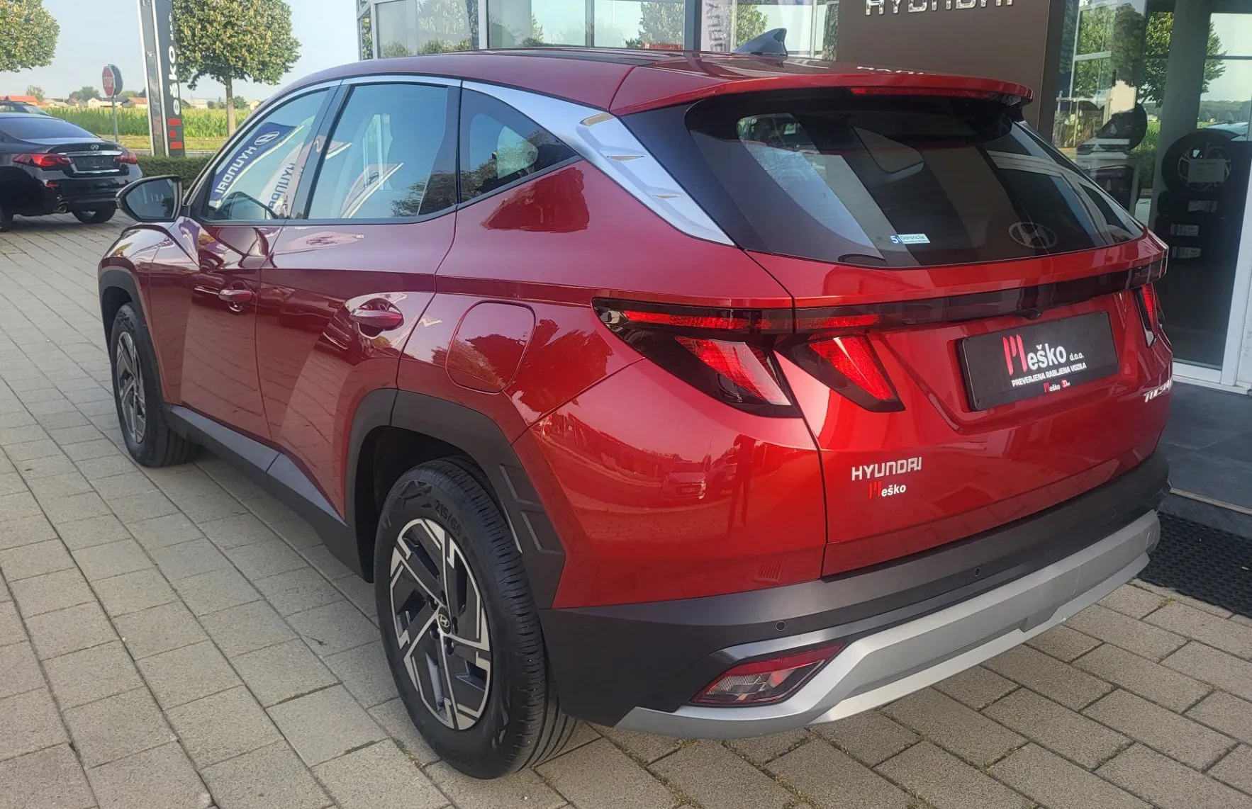 Zunanja slika - Hyundai Tucson - 1.6 T GDI slo-1last-tov.garancija-navi-pdc-kamera - 4