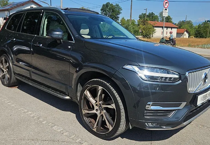 Zunanja slika - Volvo XC90 - D5 AWD 235ks °SUMMUM° °22-COL° °PANAORAMA° - 4