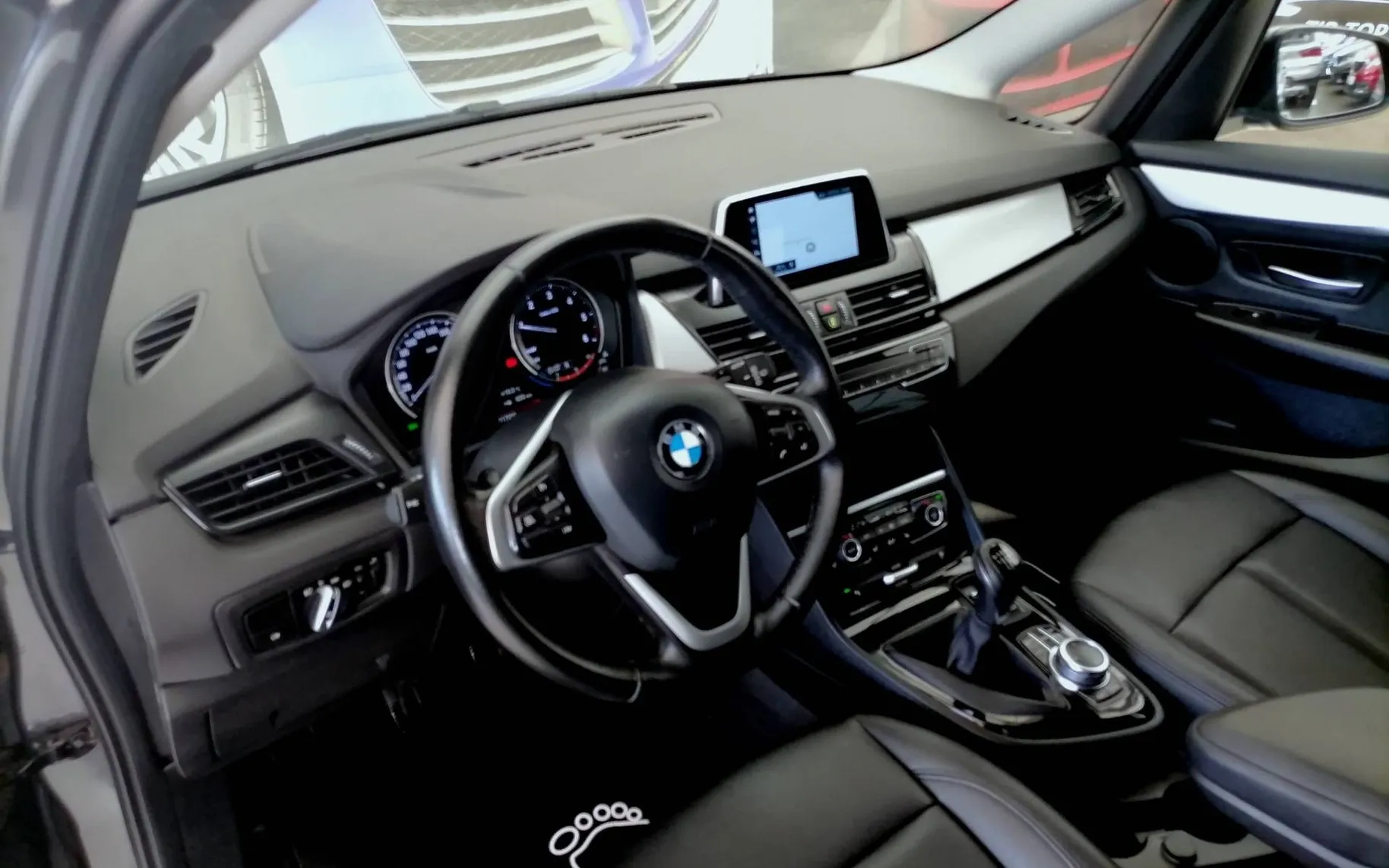 Zunanja slika - BMW serija 2 Gran Tourer: - 216d Gran Tourer  FULL LED USNJE 1.LASTNIK-KOT-NOV - 5